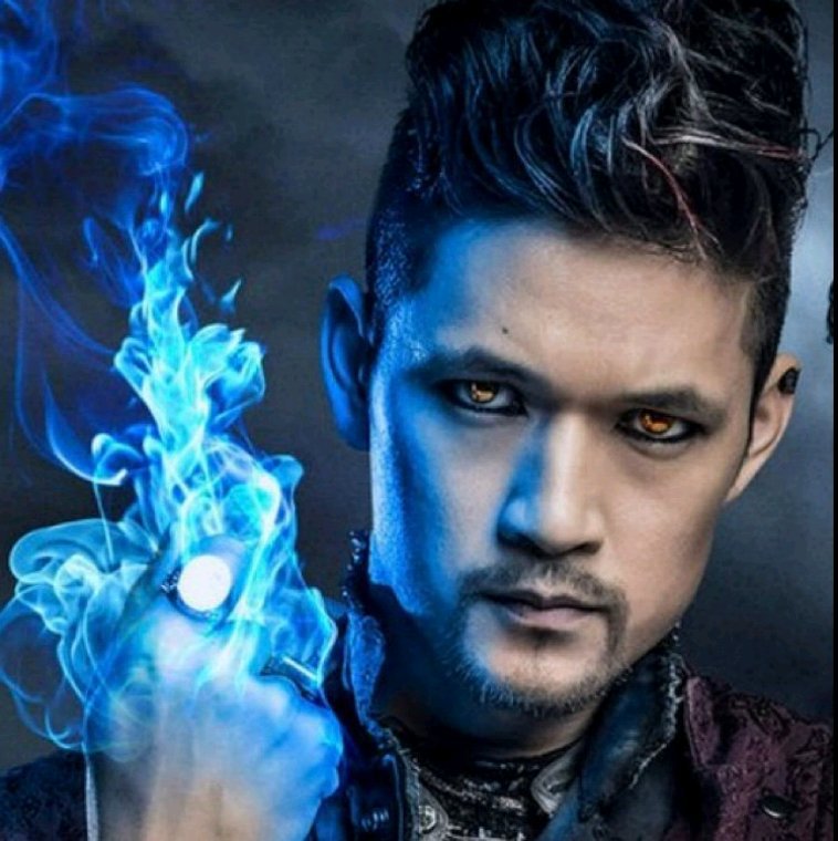 Magnus Bane